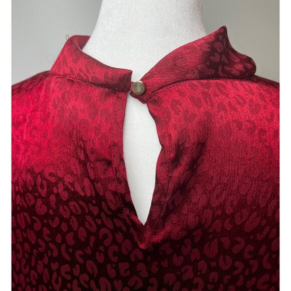 Roz & Ali Womens Red Leopard Print Long Sleeve Blouse Size Large - Picture 3 of 14